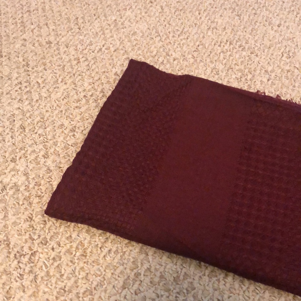 Buji Baja (from Athleta) blanket scarf - Picture 7 of 7